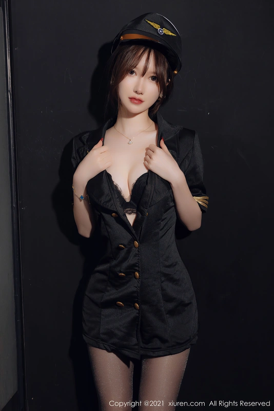 [XIUREN秀人网]2021.12.17 VOL.4355 - 美桃酱