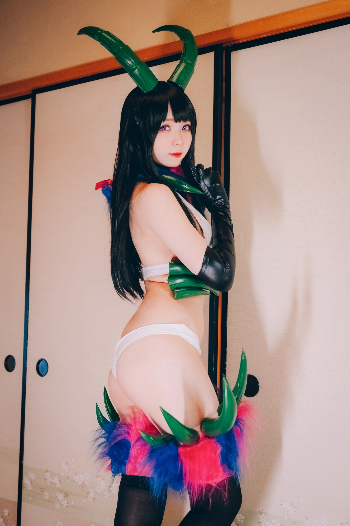 霜月Shimo - NO.66 Ane Naru Mono Chiyo Photobook 2